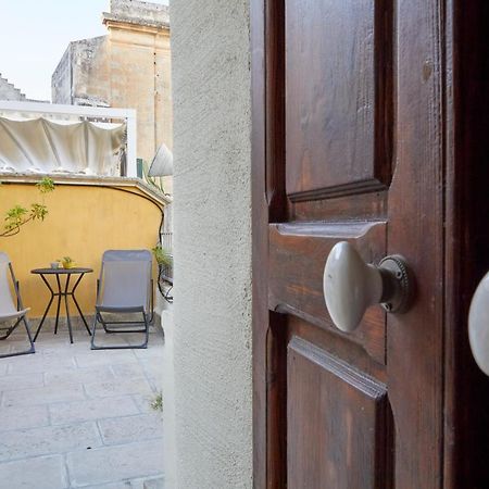 Appartamento Upstairs - Skylight Lecce Esterno foto