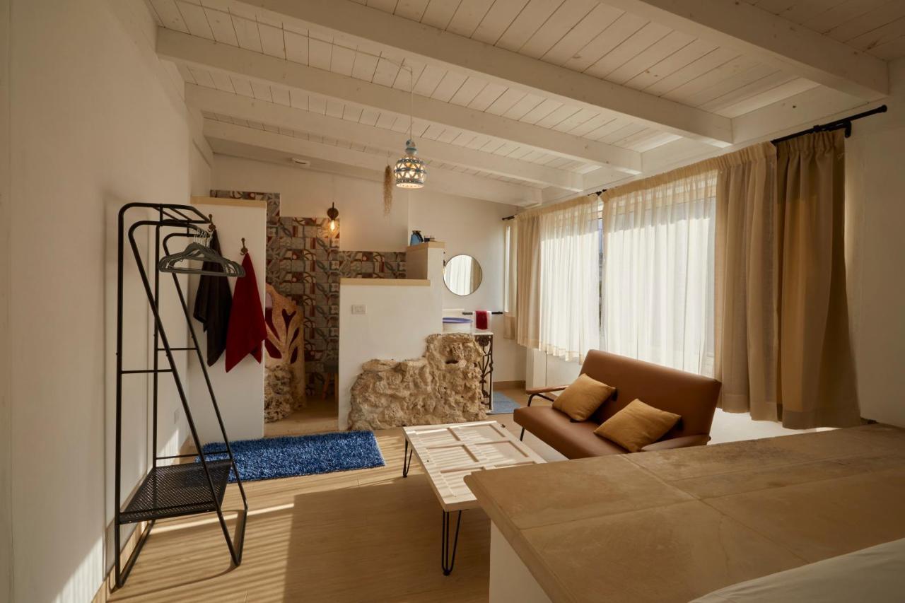 Appartamento Upstairs - Skylight Lecce Esterno foto