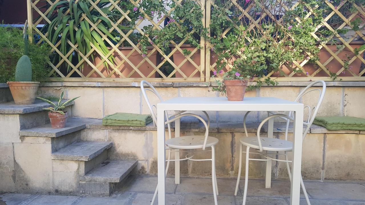 Appartamento Upstairs - Skylight Lecce Esterno foto