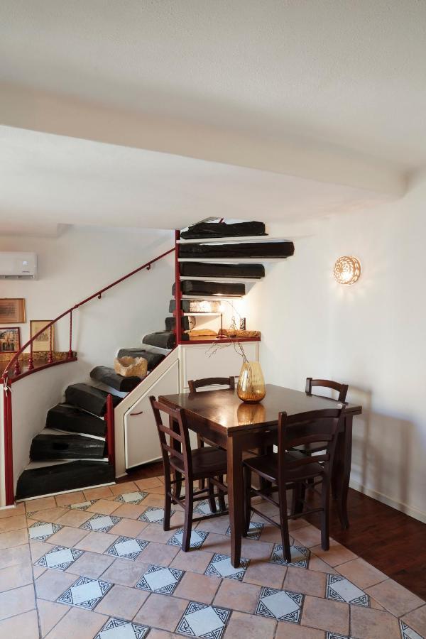 Appartamento Upstairs - Skylight Lecce Esterno foto