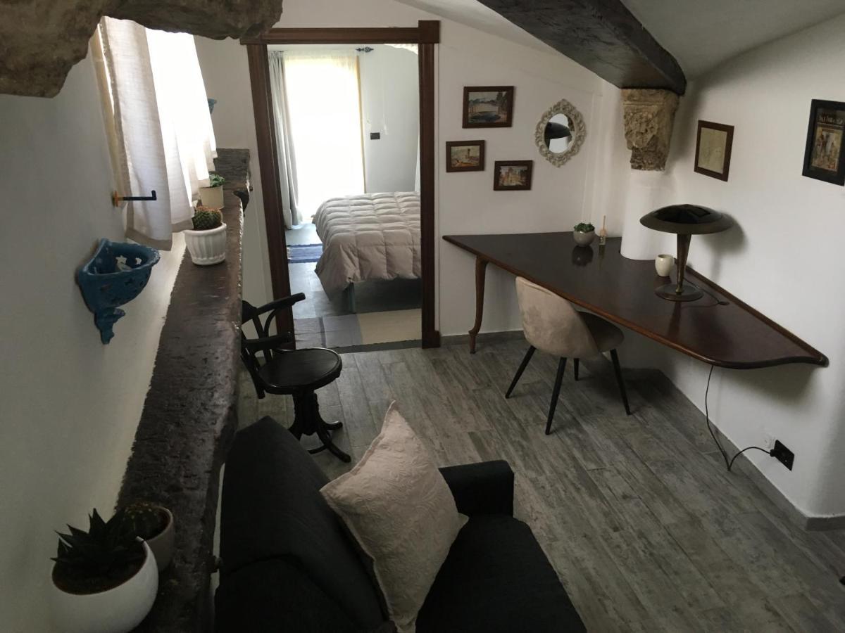 Appartamento Upstairs - Skylight Lecce Esterno foto
